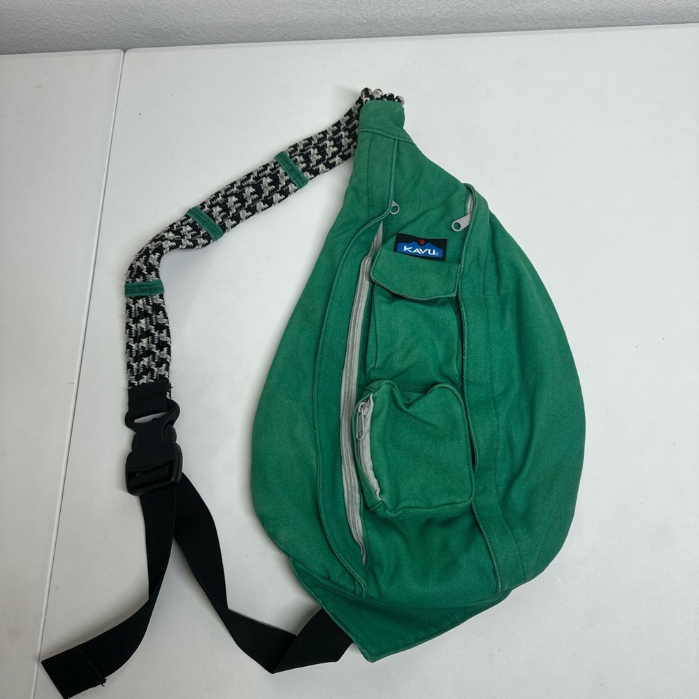 Kavu Cotton Rope Sling Backpack Bag Green Hiking Ajustable Strap